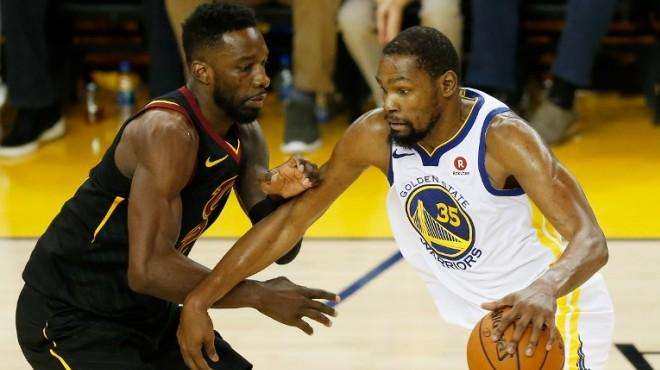 在此期间 在此期间