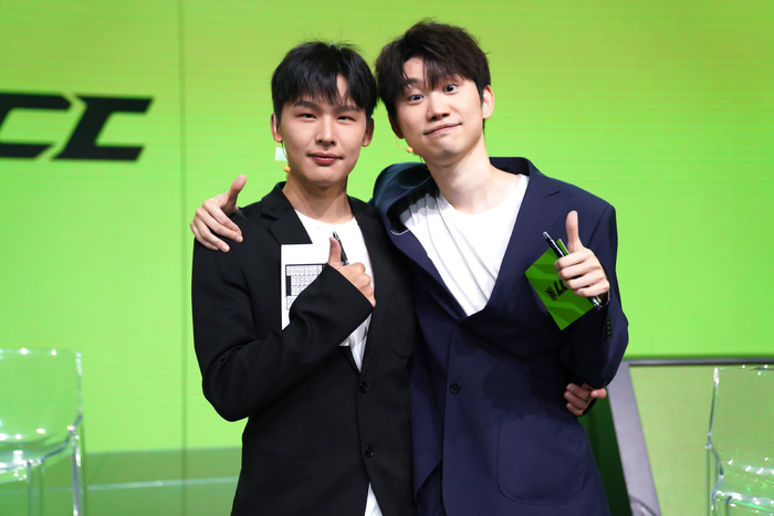 两位主帅都 两位主帅都